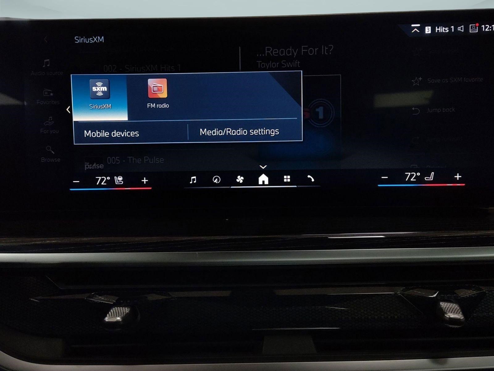 New 2026 BMW X5 xDrive50e image 22