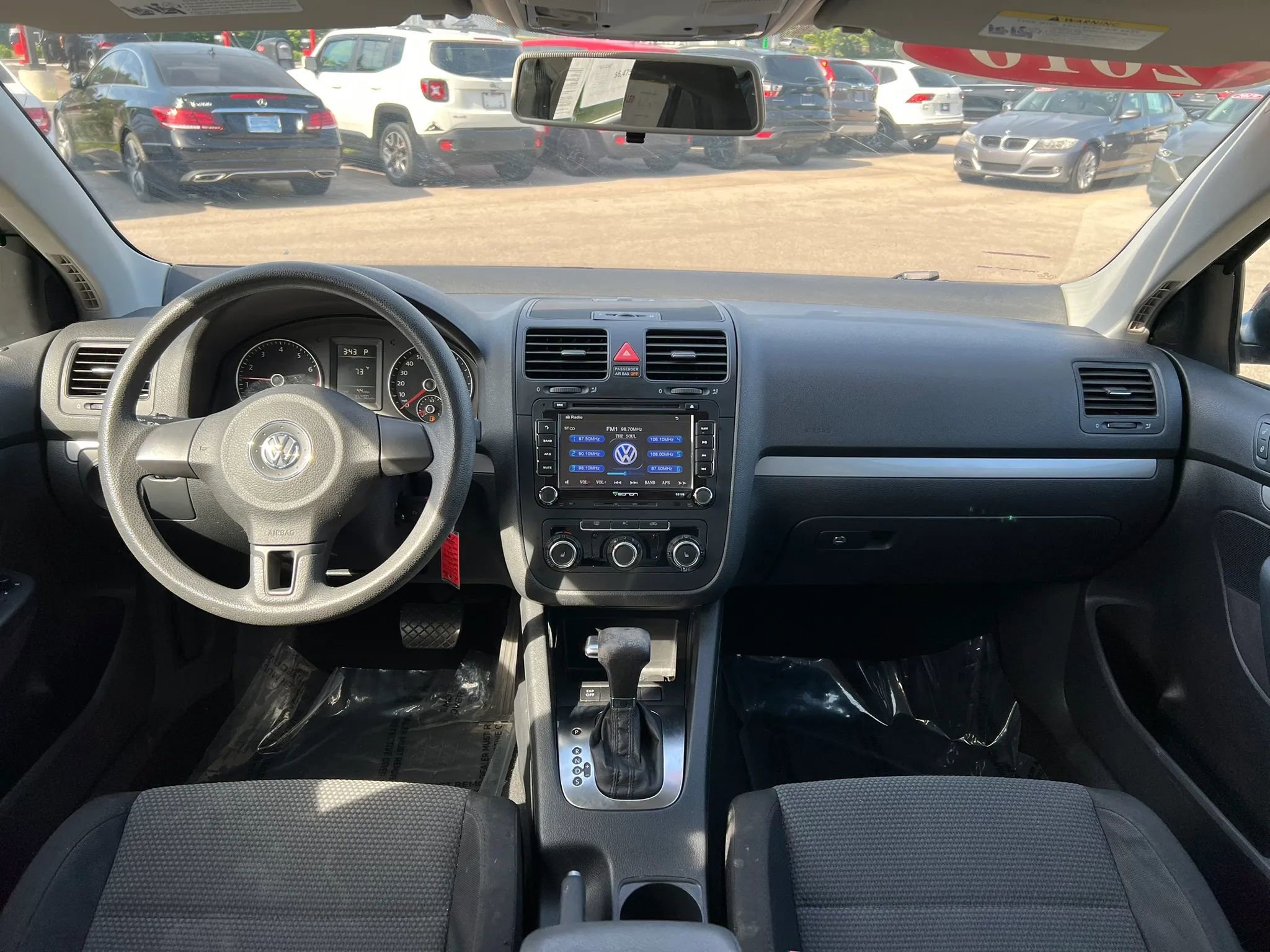 Used 2010 Volkswagen Jetta S FWD image 13