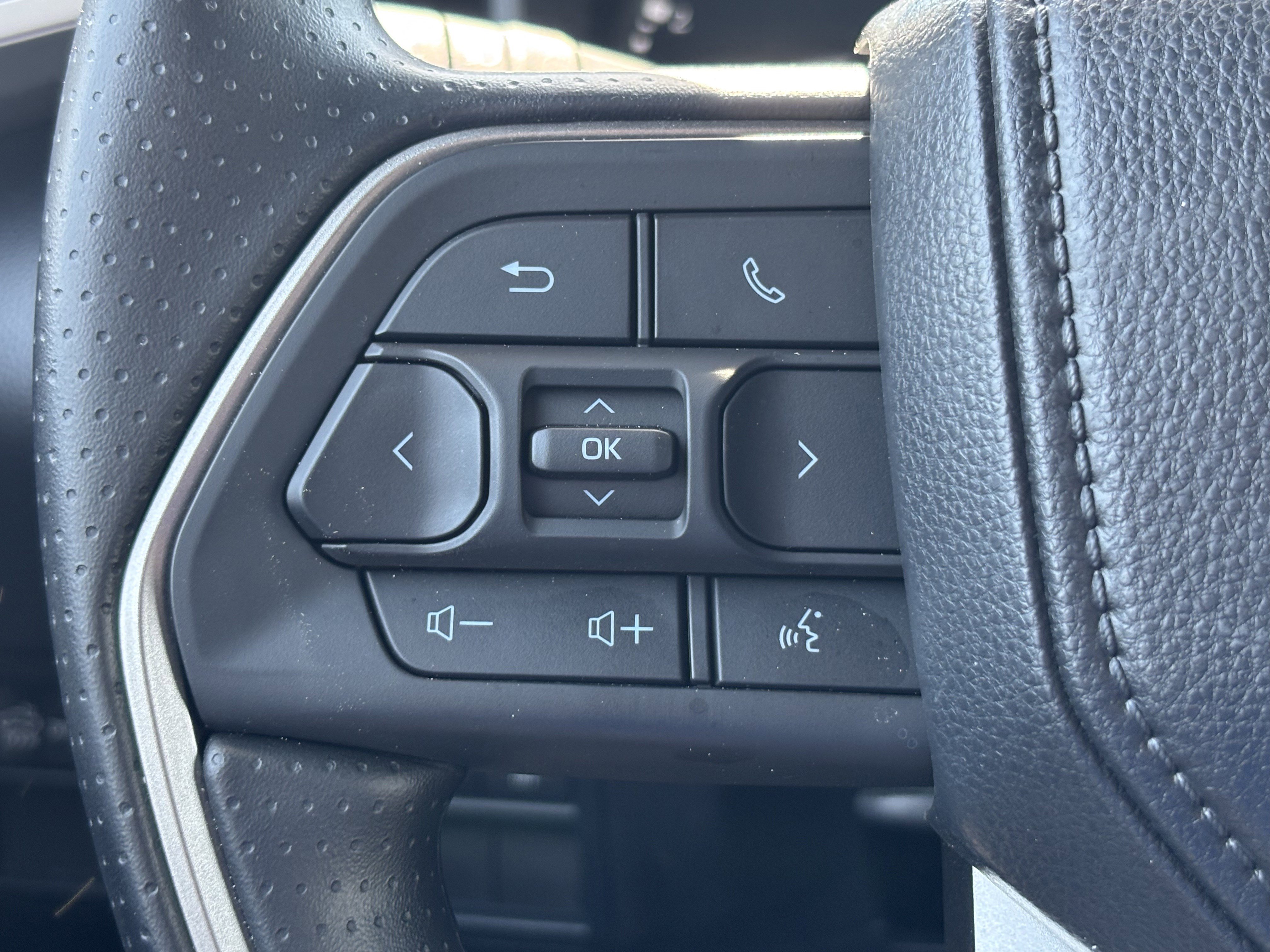 Used 2026 Toyota Tundra SR5 w/ SR5 Convenience Package image 19