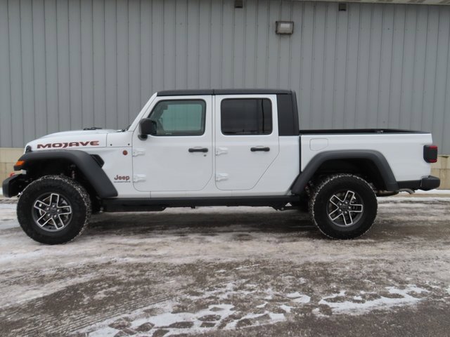 New 2026 Jeep Gladiator Mojave w/ Technology Group image 7