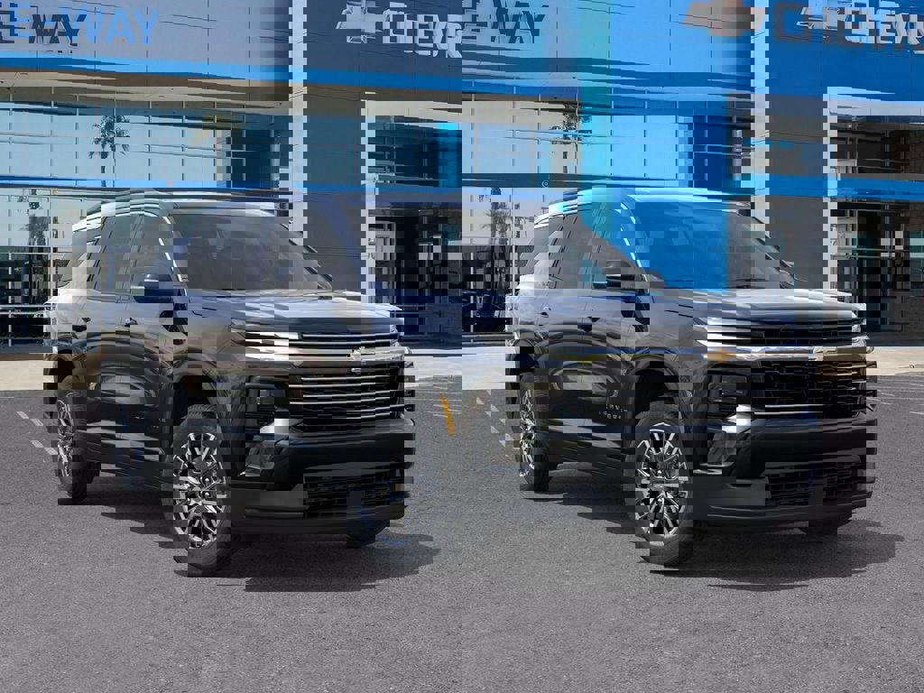 New 2026 Chevrolet Traverse LT w/ Driver Confidence Package image 7