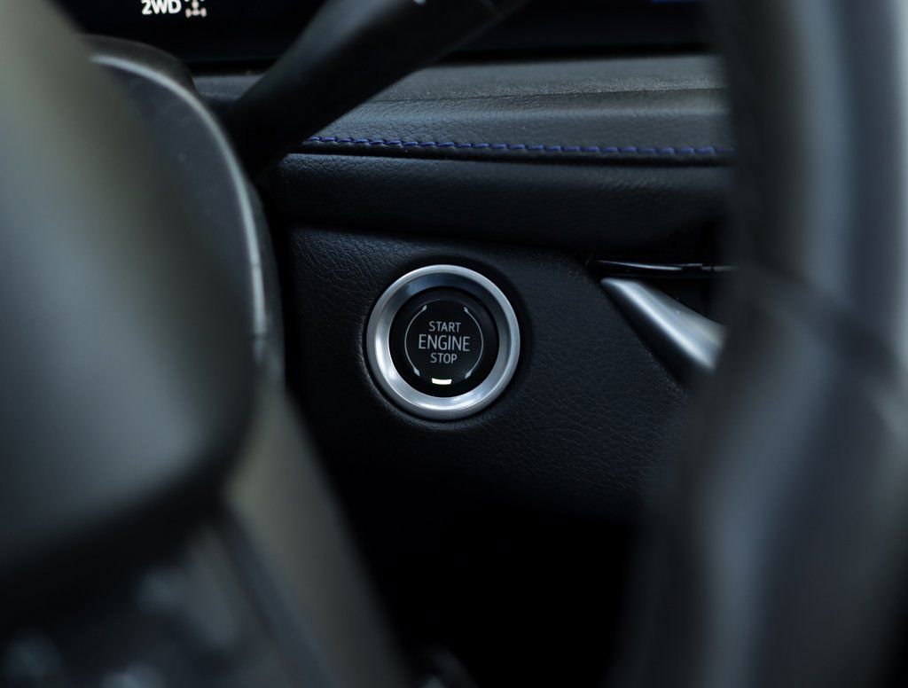 Certified 2024 Cadillac XT4 Sport image 20