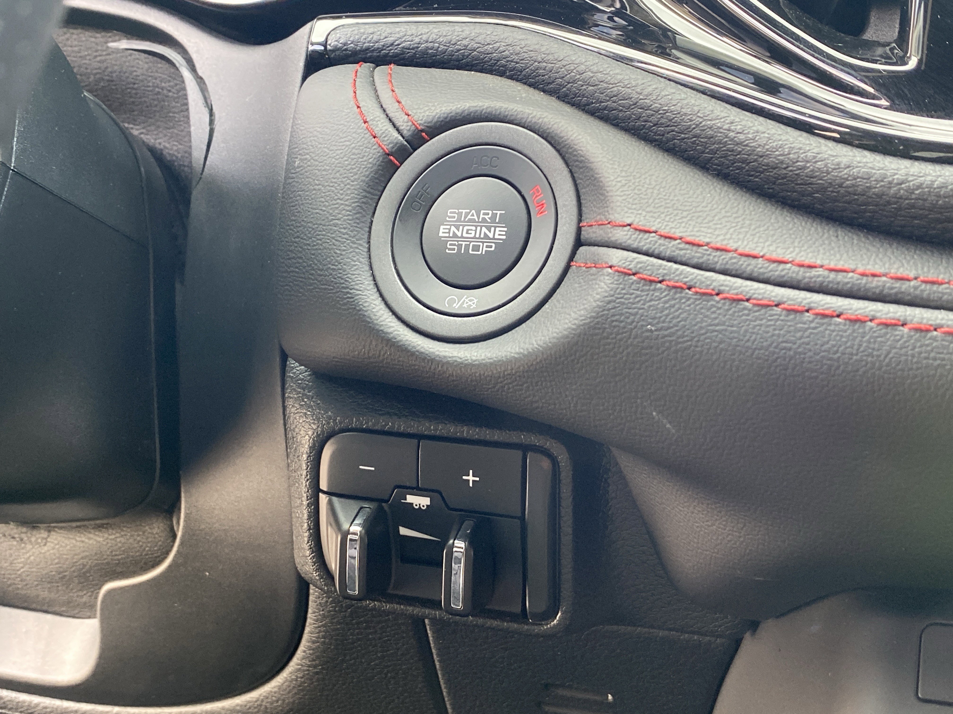 Used 2025 Dodge Durango R/T AWD/4WD image 35