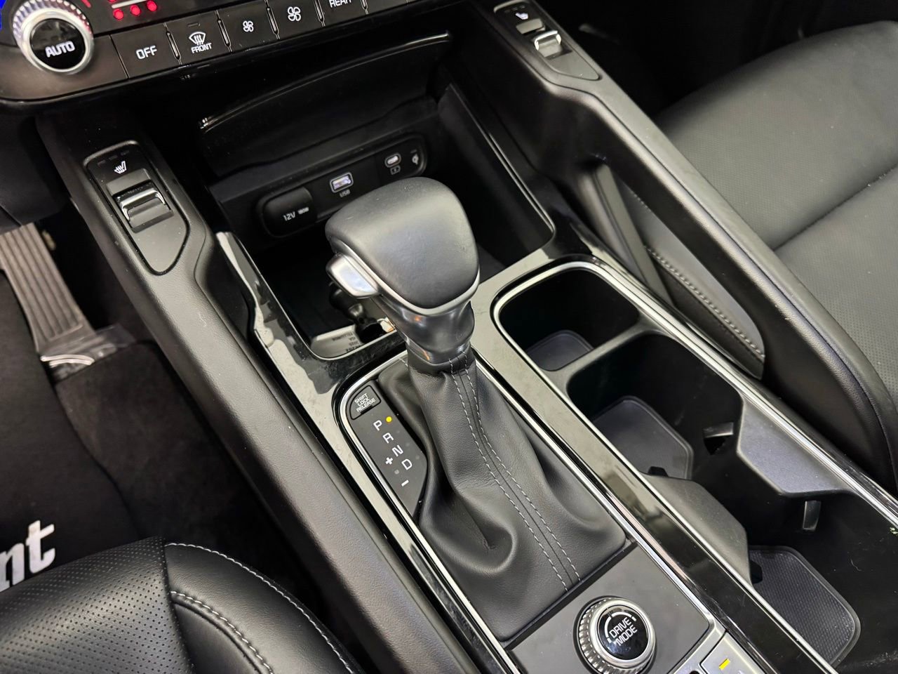 Used 2025 Kia Telluride S image 20