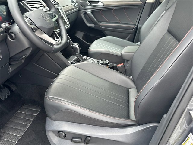 Used 2024 Volkswagen Tiguan Wolfsburg Edition image 9