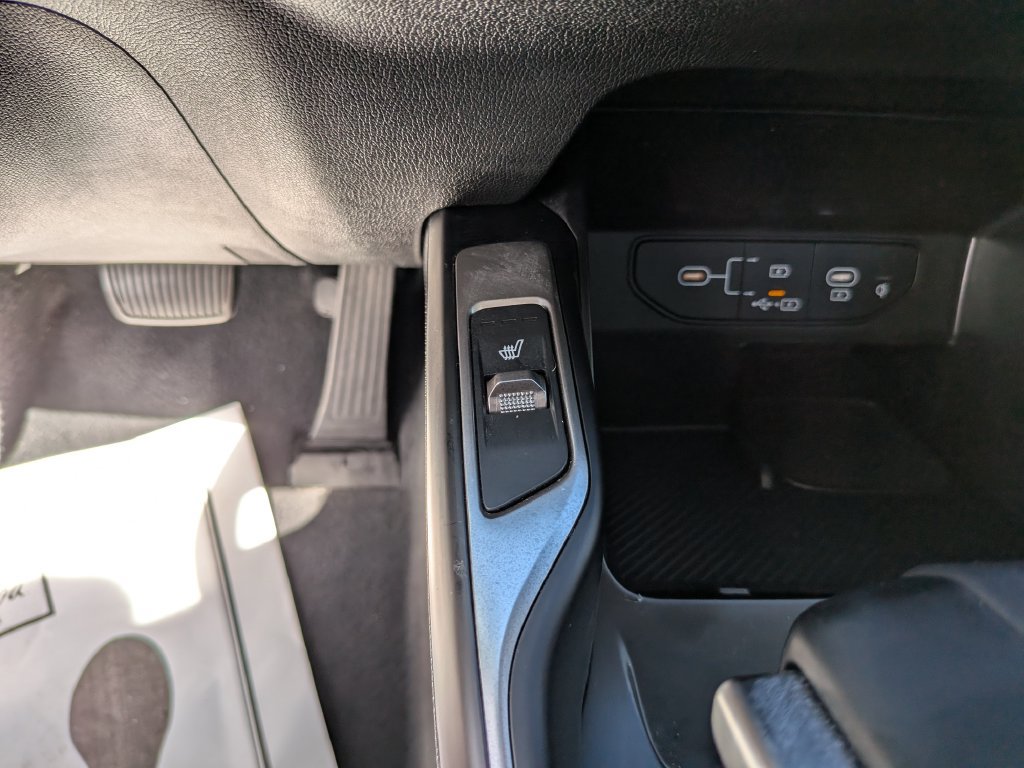 Certified 2026 Kia Sorento S w/ S Panoramic Sunroof Package FWD image 26