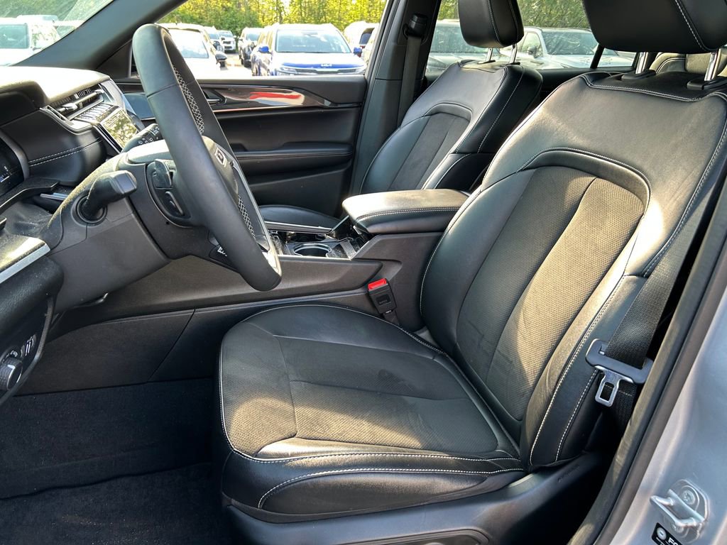 Certified 2023 Jeep Grand Cherokee L Laredo AWD/4WD image 22