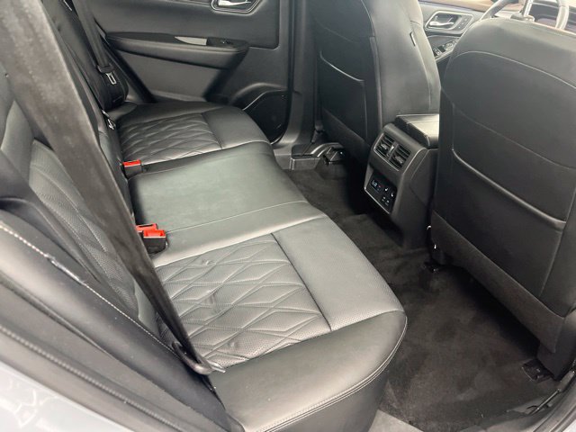 Used 2023 Nissan Rogue Platinum w/ Platinum Premium Package AWD/4WD image 22