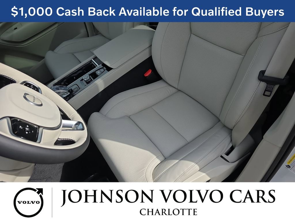 New 2026 Volvo XC90 T8 Ultra w/ Protection Package Premier AWD/4WD image 17