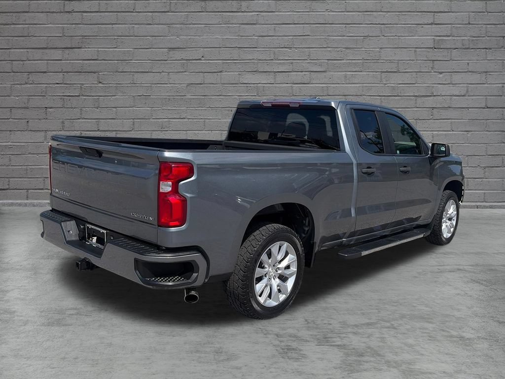 Used 2019 Chevrolet Silverado 1500 Custom w/ Custom Value Package AWD/4WD image 6