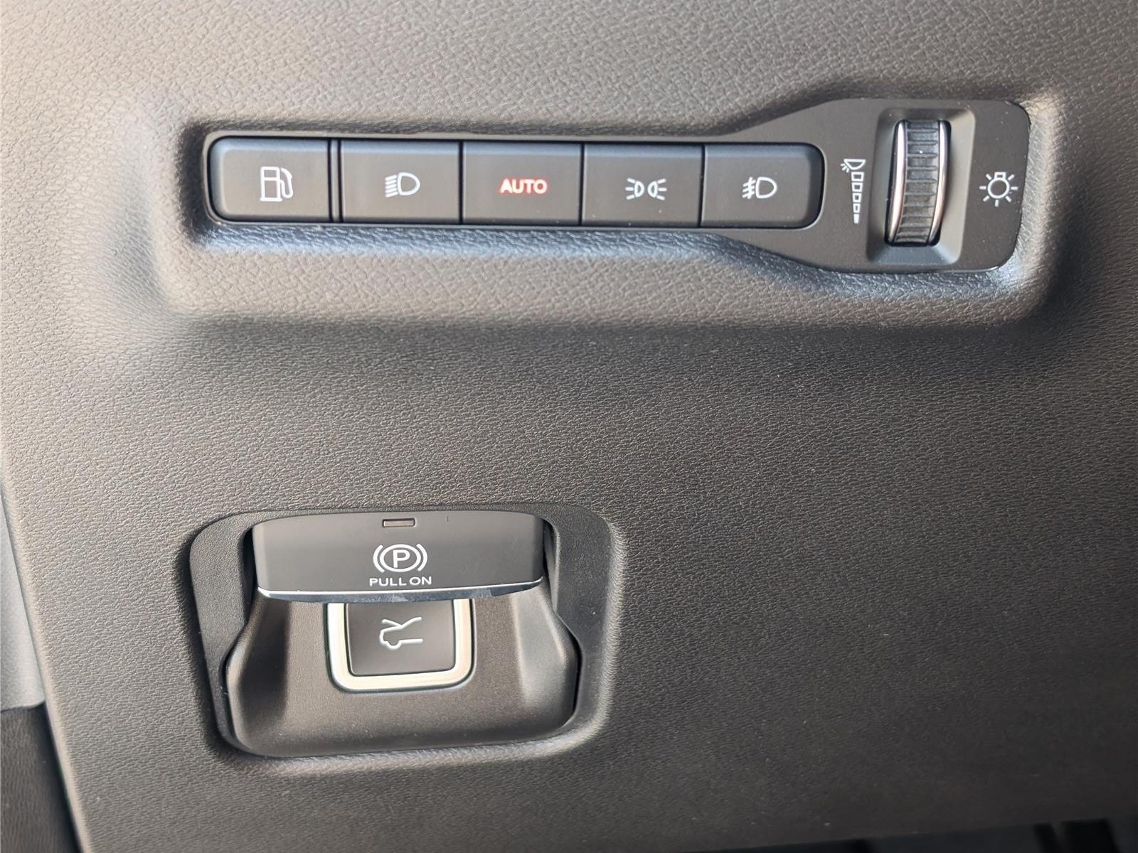 New 2026 Jeep Cherokee Limited AWD/4WD image 19