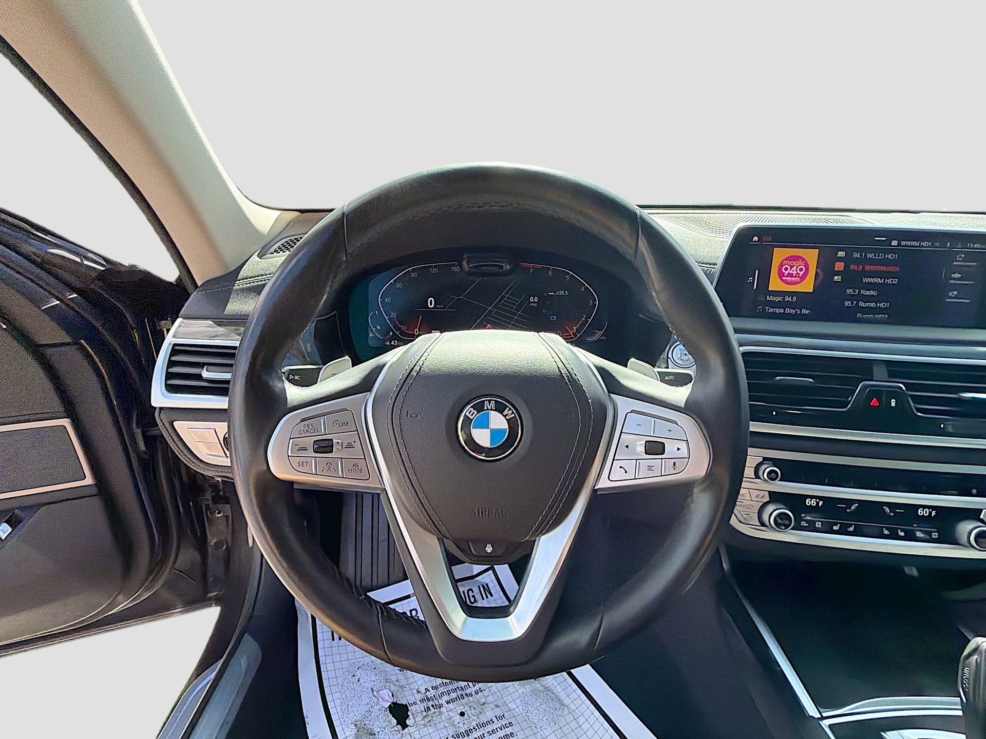 Used 2020 BMW 740i image 40