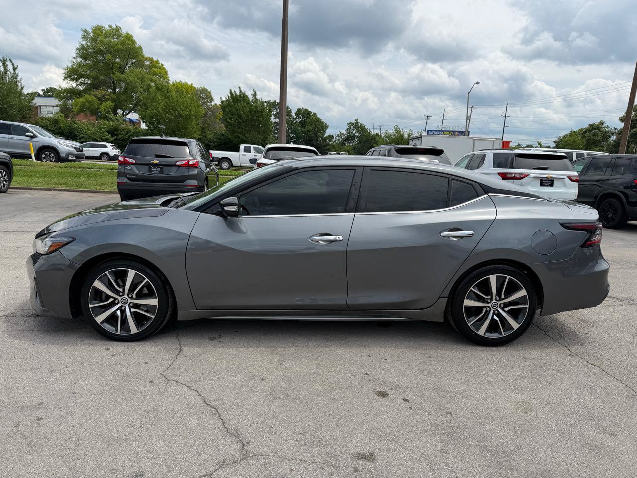 Used 2020 Nissan Maxima 3.5 SV w/ Floor Mat Group FWD image 6