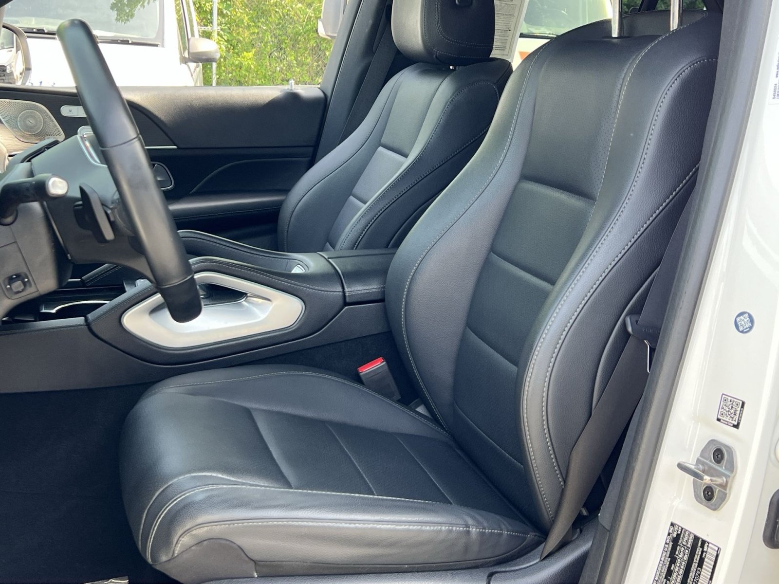 Certified 2022 Mercedes-Benz GLE 350 4MATIC w/ Premium Package image 18