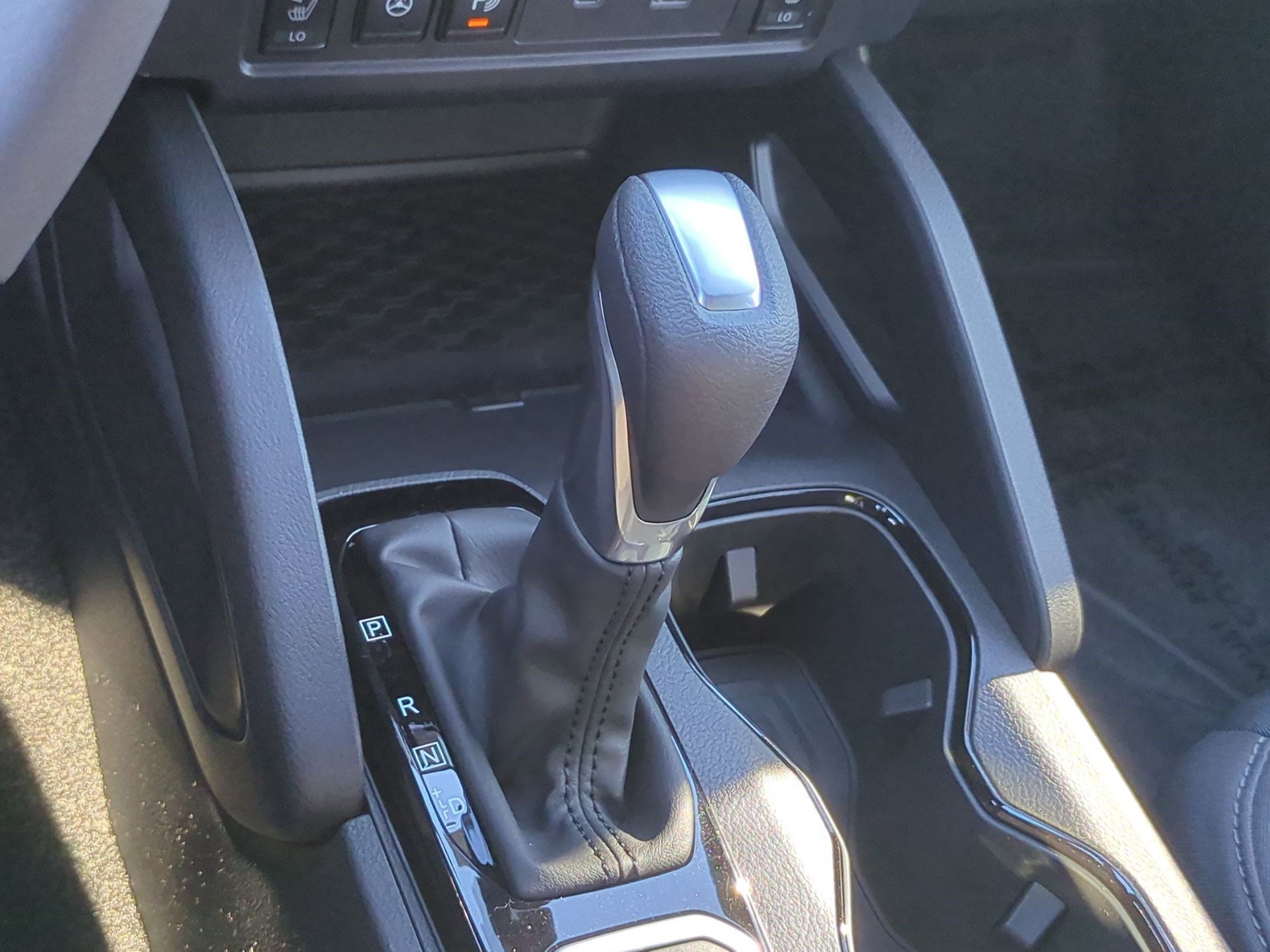 New 2026 Nissan Frontier SV w/ All-Weather Content Package image 18