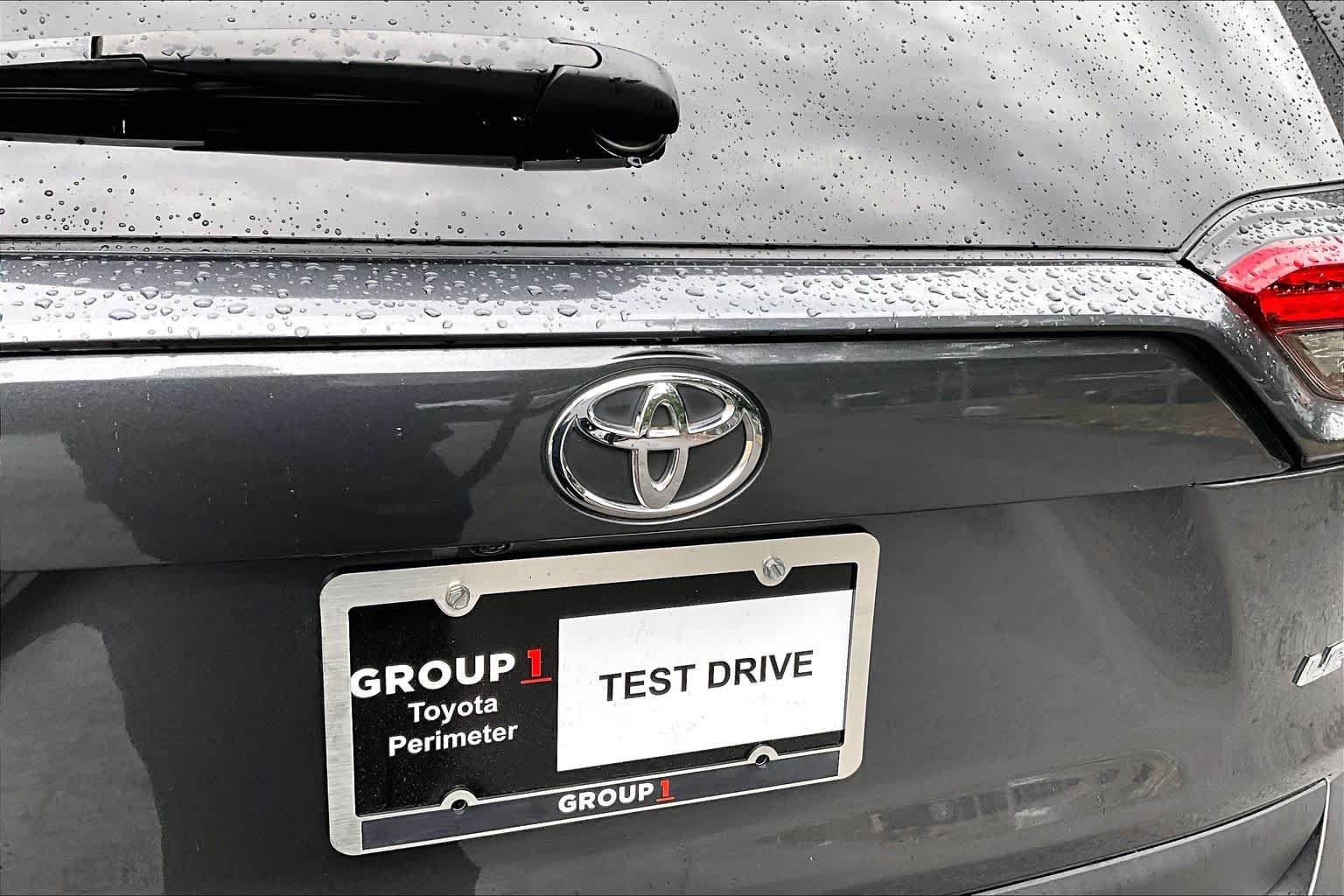 Certified 2023 Toyota RAV4 LE FWD image 31