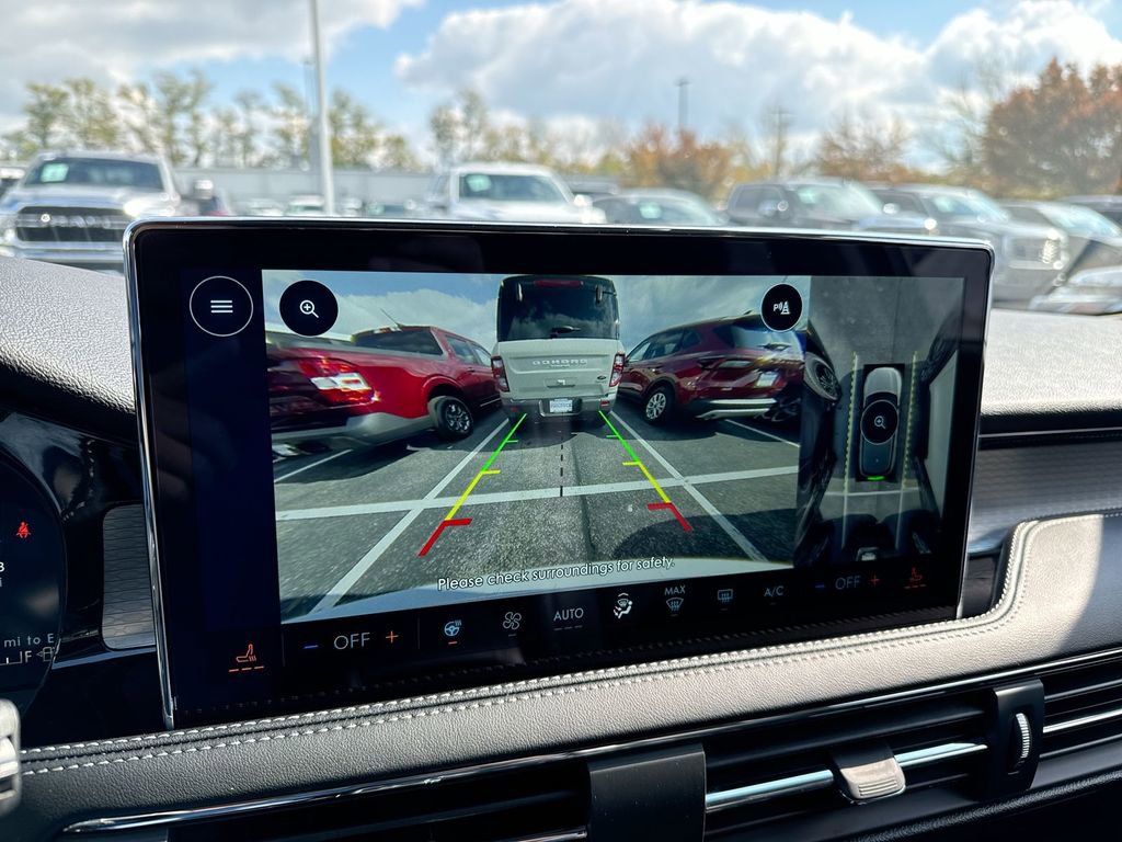 New 2026 Lincoln Corsair Premiere AWD/4WD image 15