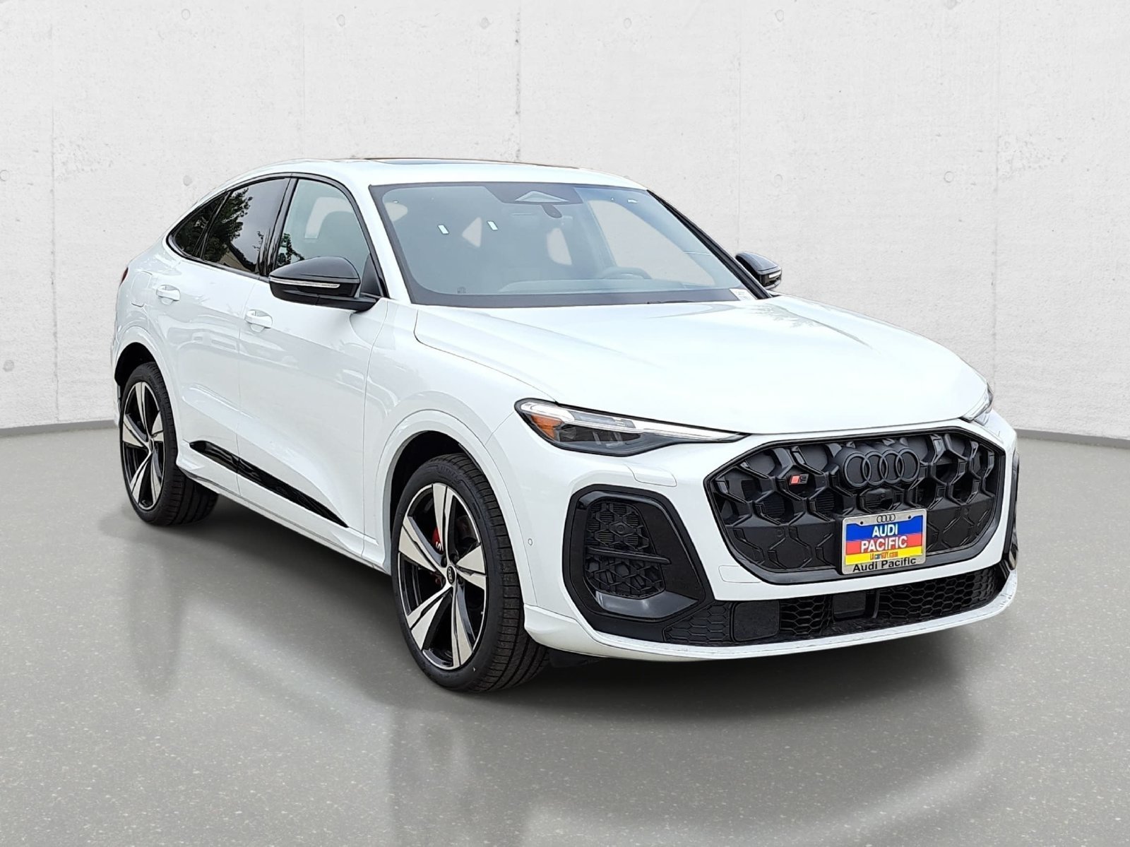 New 2026 Audi SQ5 Premium Plus AWD/4WD image 3