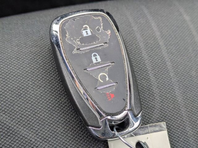 Used 2024 Chevrolet Trax RS w/ Driver Confidence Package image 32