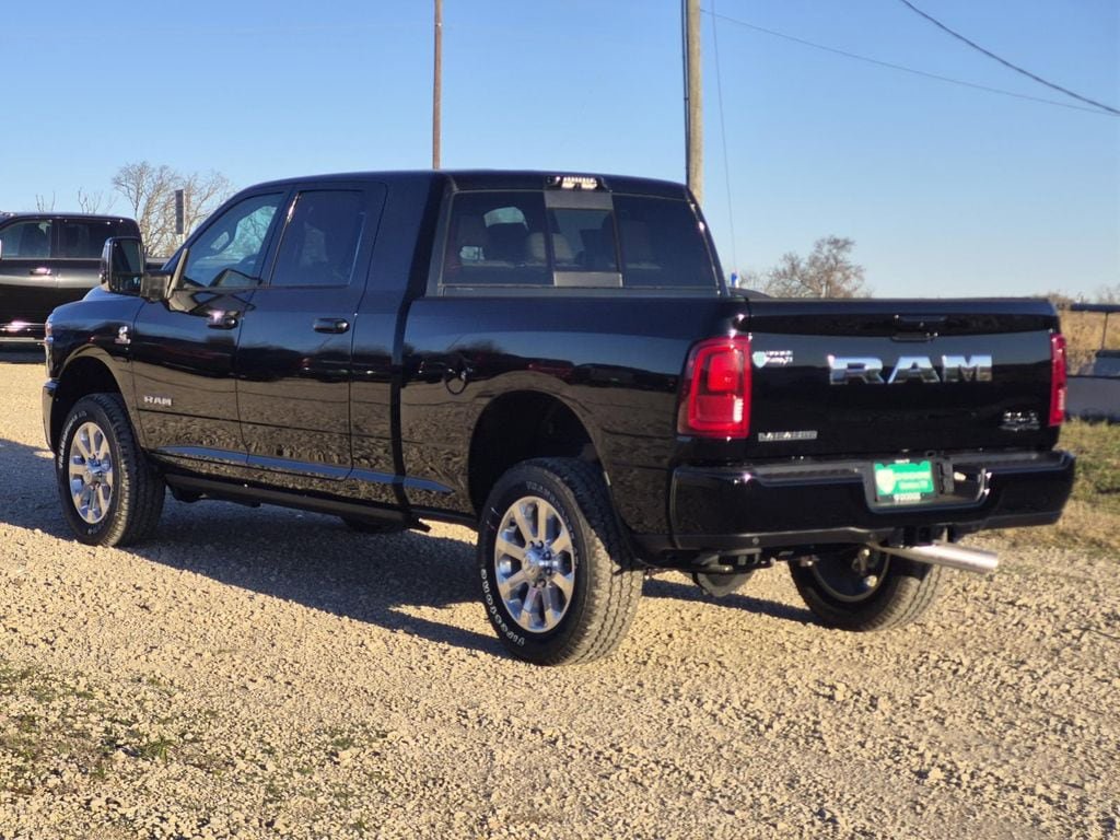 New 2026 RAM 2500 Laramie AWD/4WD image 4