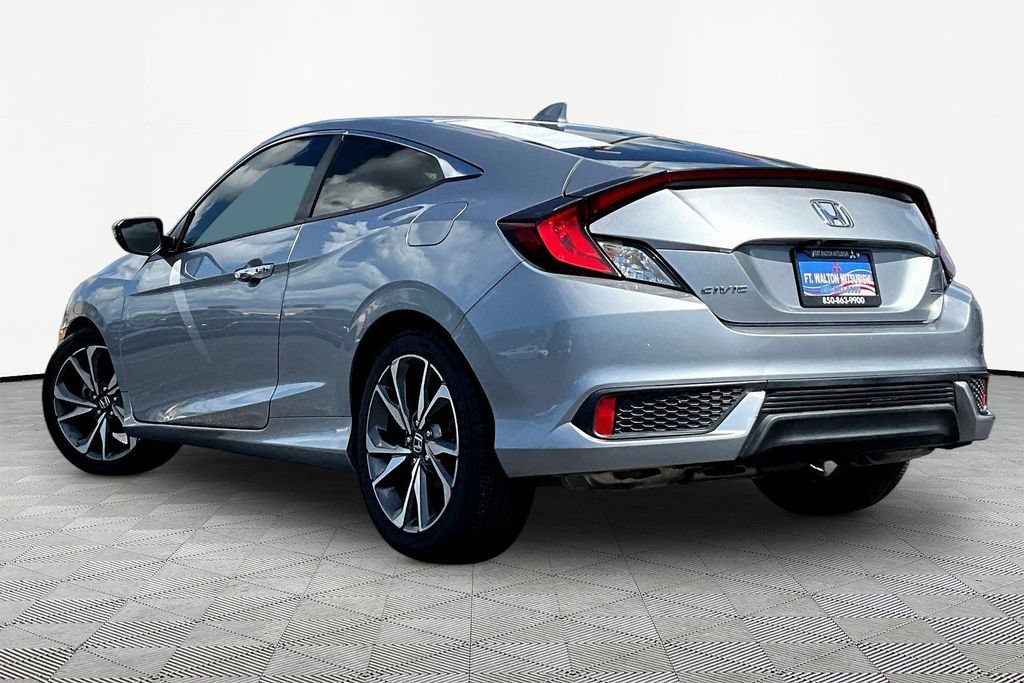Used 2019 Honda Civic Touring image 5