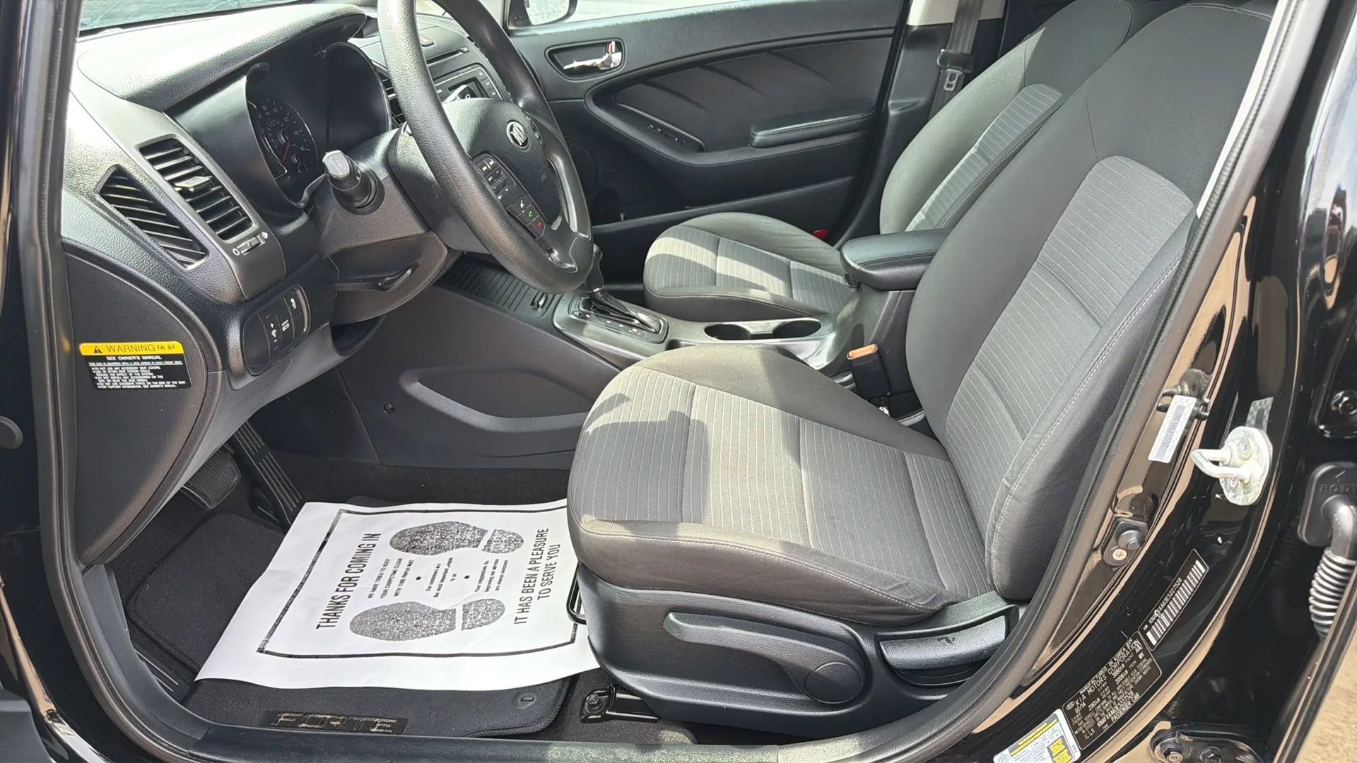 Used 2014 Kia Forte LX w/ Popular Package image 8