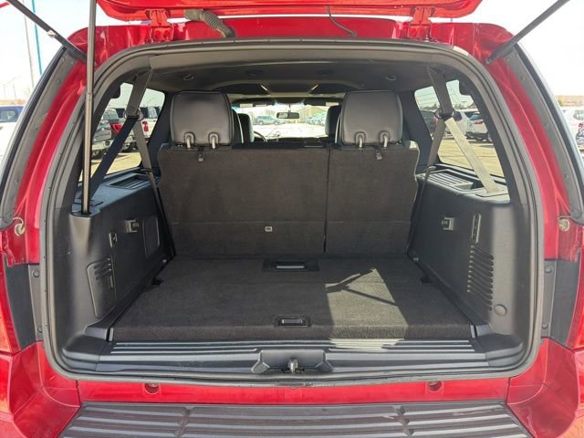 Used 2017 Ford Expedition EL XLT w/ Equipment Group 202A image 9