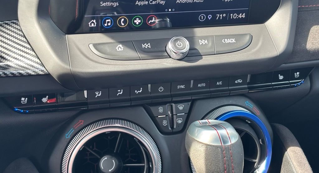 Used 2022 Chevrolet Camaro ZL1 RWD image 27