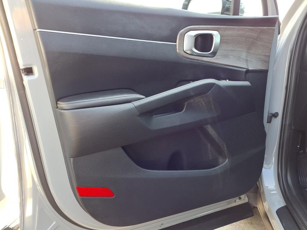 Certified 2022 Kia Sorento S image 22