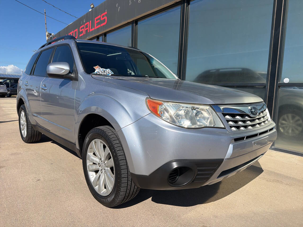 Used 2012 Subaru Forester 2.5X Premium w/ All-Weather Pkg image 15