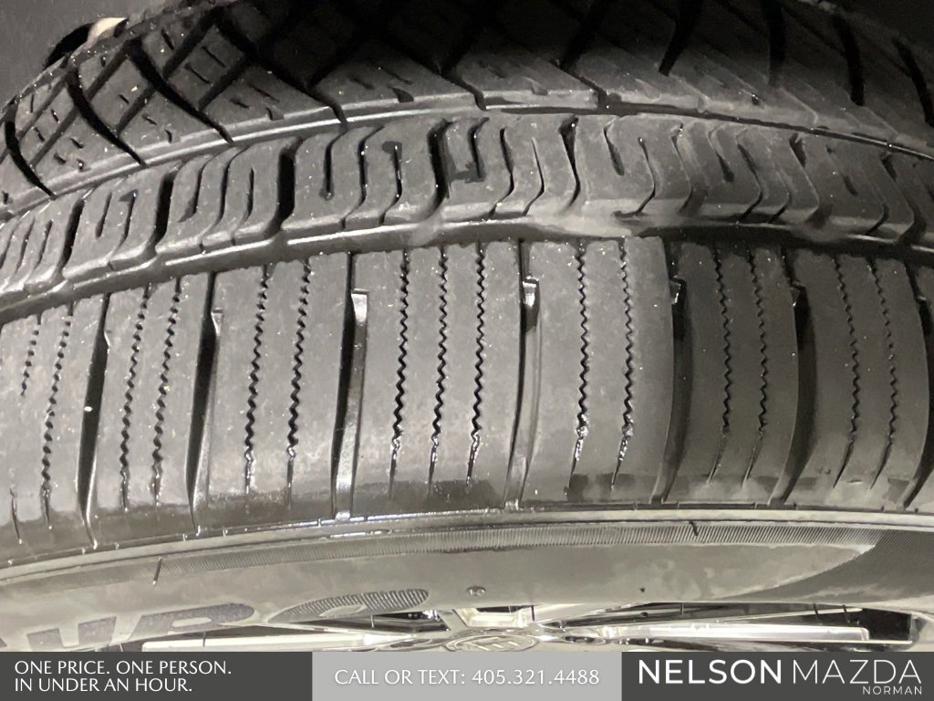 Used 2021 GMC Yukon XL Denali w/ Denali Ultimate Package image 10