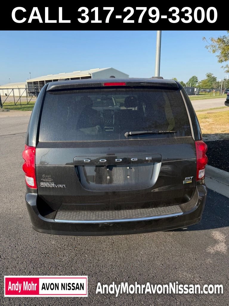 Used 2016 Dodge Grand Caravan SXT FWD image 4