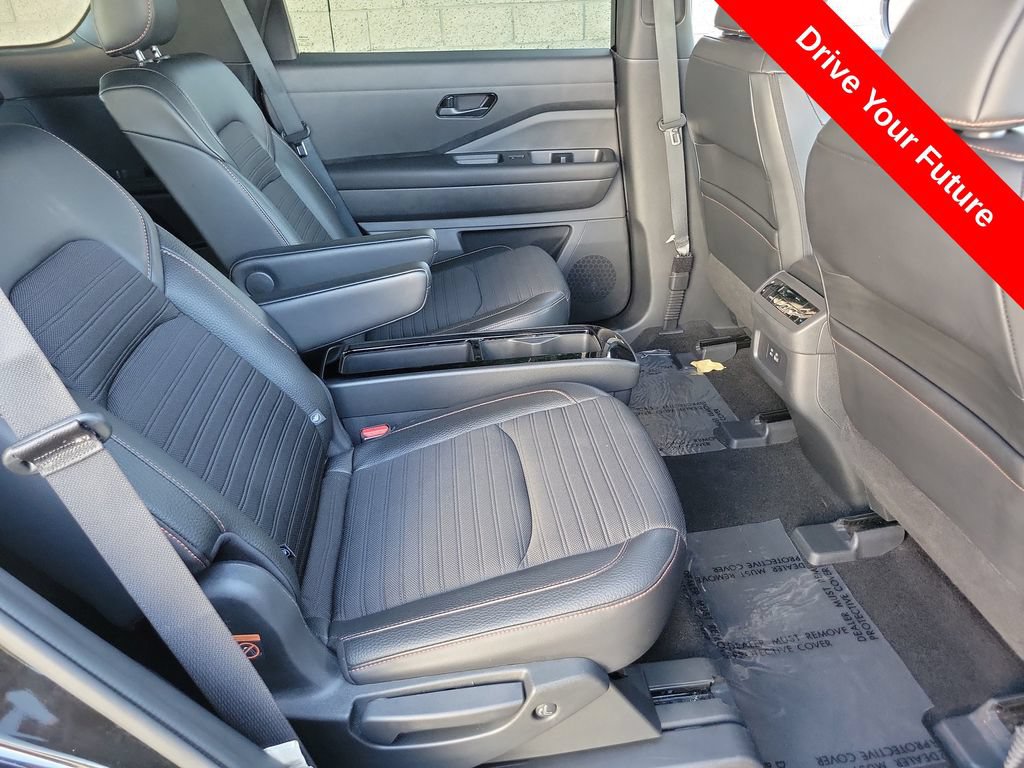 Used 2024 Nissan Pathfinder Rock Creek AWD/4WD image 20