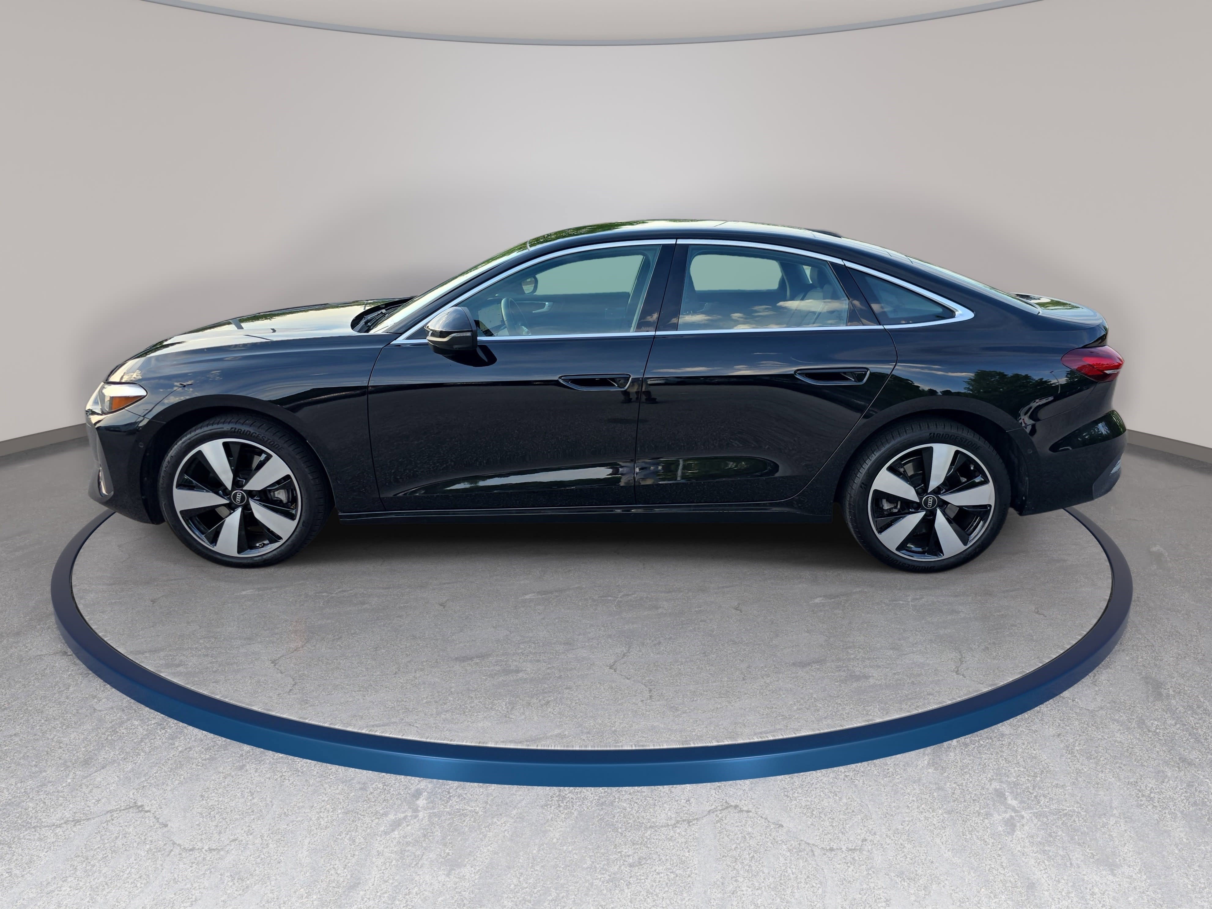 Certified 2025 Audi A5 2.0T Premium w/ Convenience Package image 8