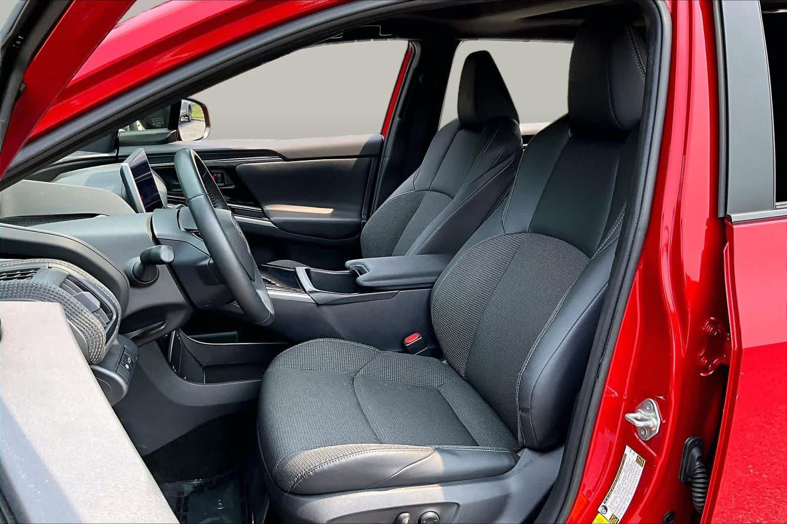 Used 2025 Toyota bZ4X FWD w/ Weather Package image 7