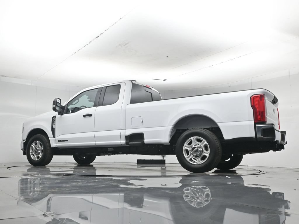 New 2026 Ford F350 XLT RWD image 49