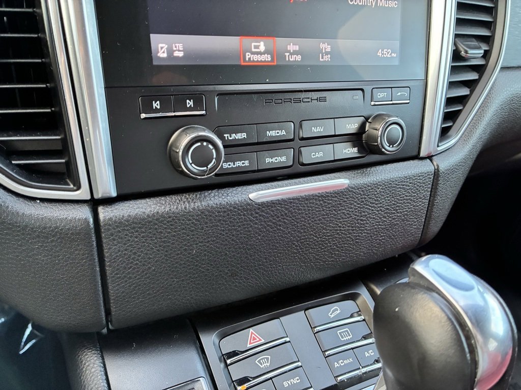 Used 2018 Porsche Macan GTS image 58