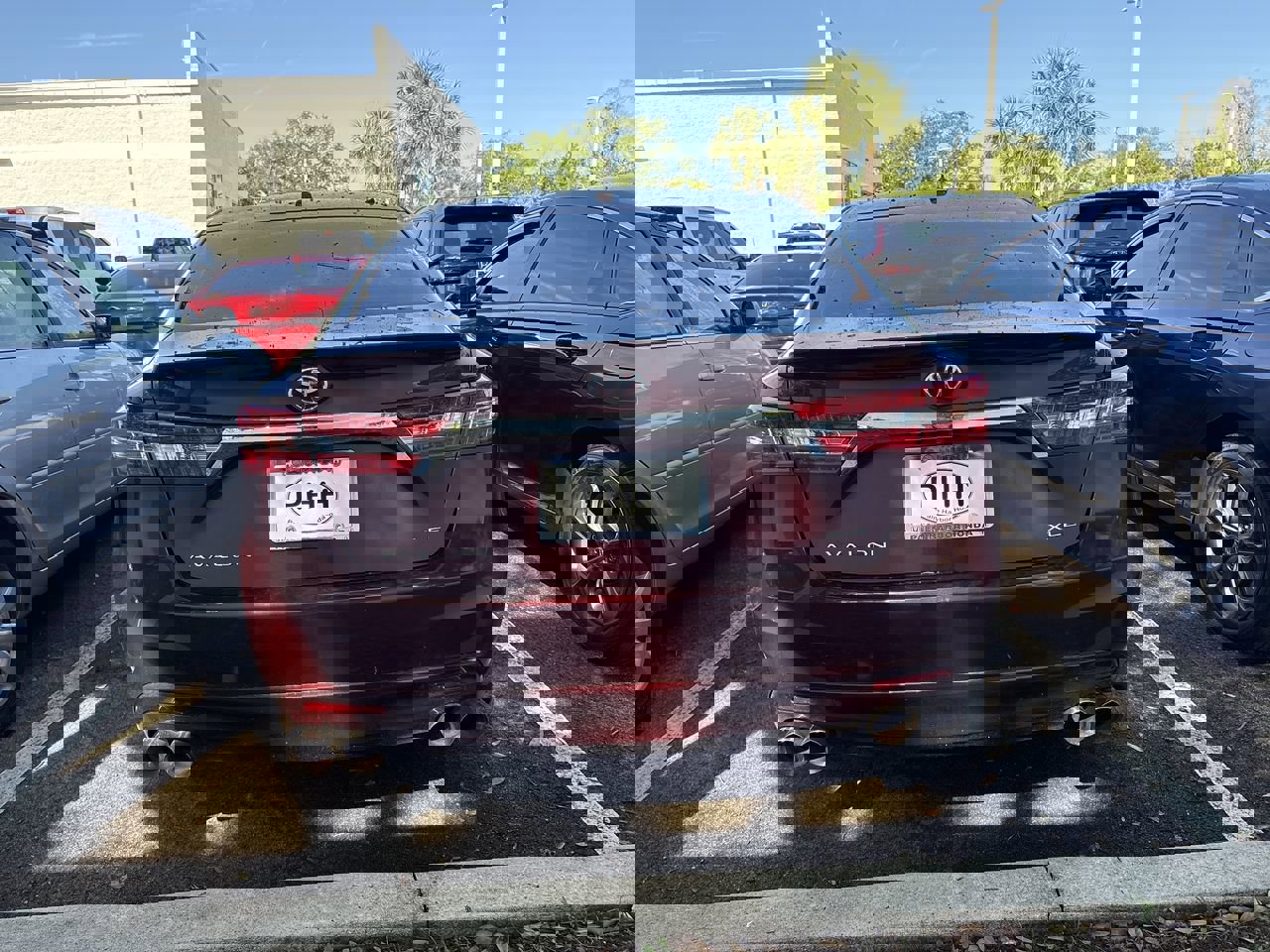 Used 2013 Toyota Avalon XLE Touring image 5