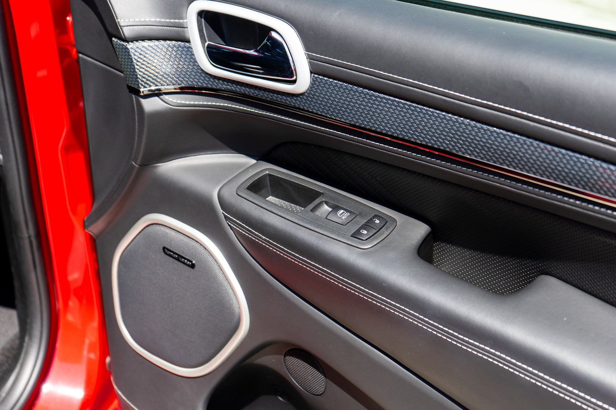 Used 2018 Jeep Grand Cherokee Trackhawk image 40