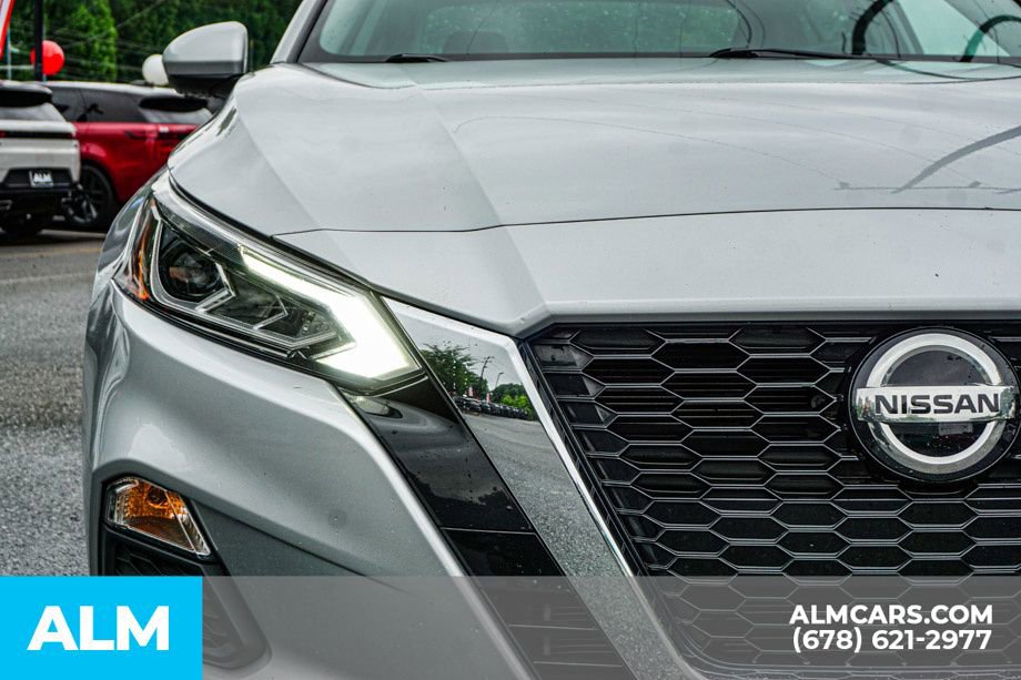 Used 2022 Nissan Altima 2.5 SV FWD image 12