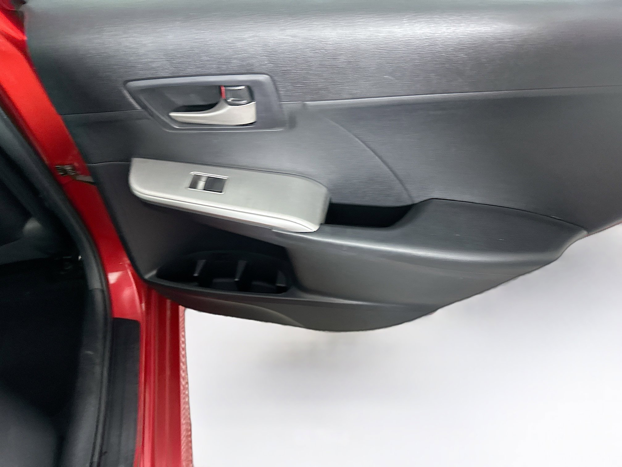 Used 2013 Toyota Camry L image 25