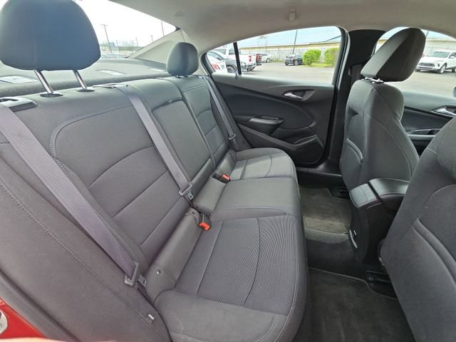 Used 2017 Chevrolet Cruze LT w/ Convenience Package FWD image 25