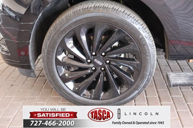 Certified 2020 Lincoln Navigator L Reserve w/ Equipment Group 208A Reserve AWD/4WD image 10