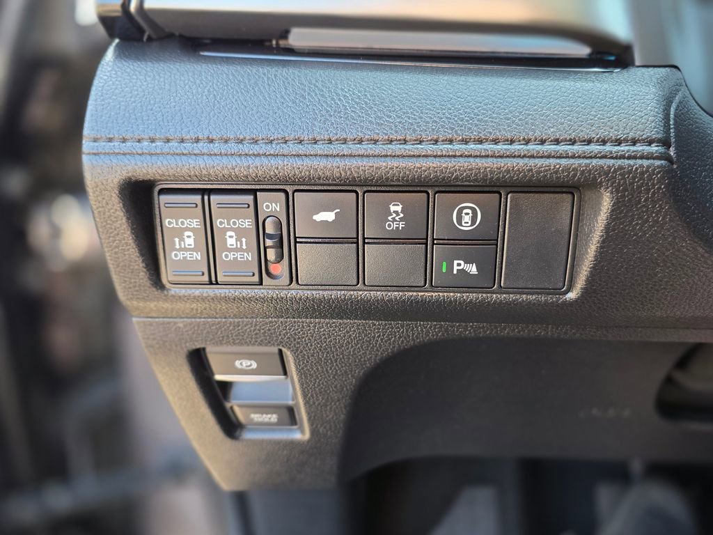 Used 2024 Honda Odyssey Touring image 43