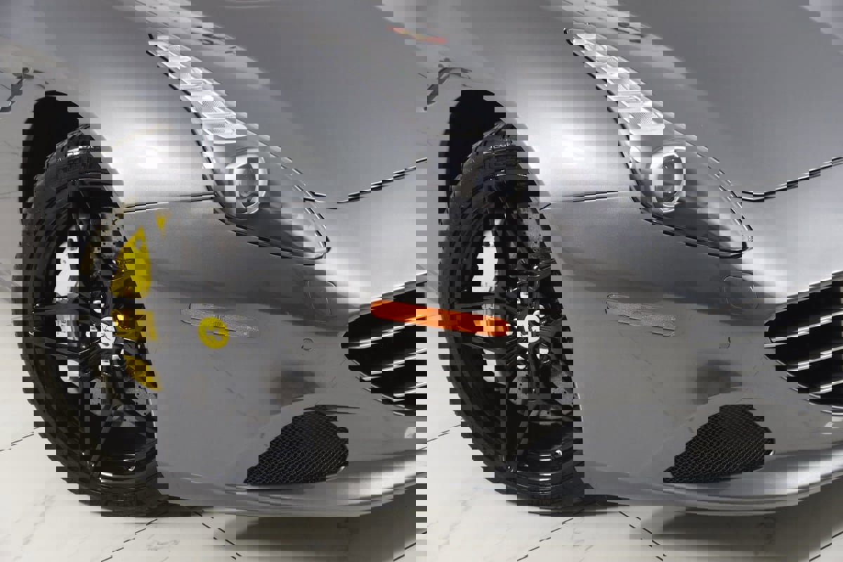 Used 2018 Ferrari California T image 23