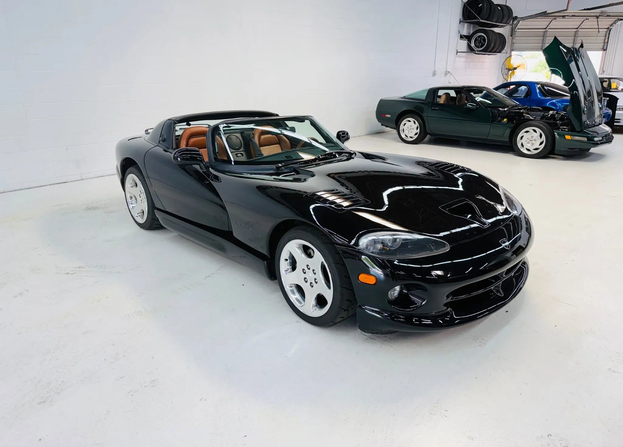 Used 2000 Dodge Viper RT/10 image 21
