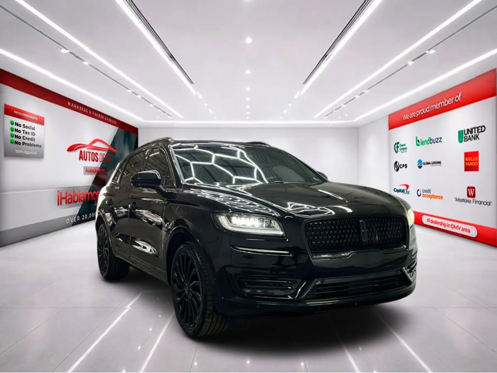 Used 2020 Lincoln Nautilus Black Label w/ Cargo Utility Package AWD/4WD image 2