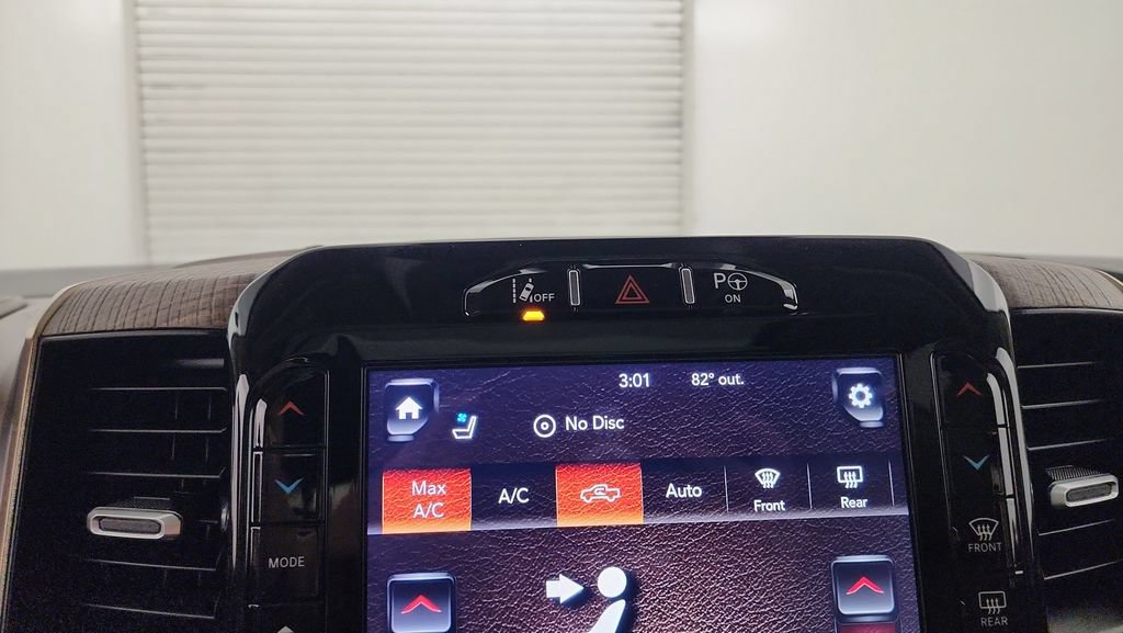 Used 2019 RAM 1500 Laramie Longhorn AWD/4WD image 19