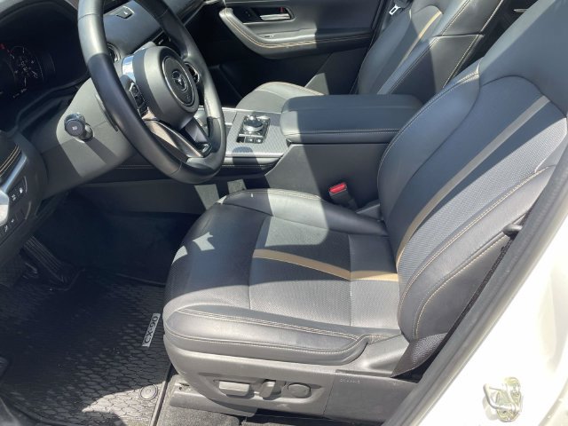 Used 2024 MAZDA CX-90 Plug-In Hybrid w/ Premium Plus AWD/4WD image 13