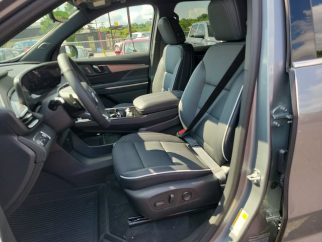New 2026 Buick Enclave Preferred w/ Power Package AWD/4WD image 15